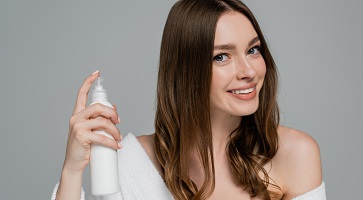 Mgiełka do włosów – rodzaje, opinie, najlepiej oceniane kosmetyki
